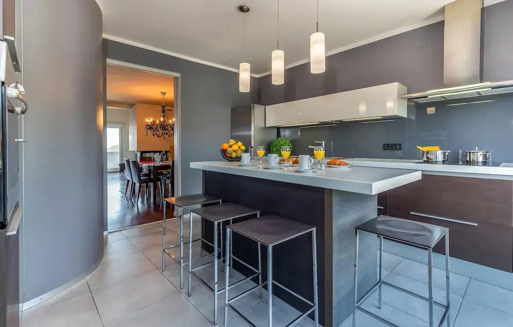 Awesome Home in Crikvenica With Wifi, 6 Bedrooms and Outdoor Swimming Pool