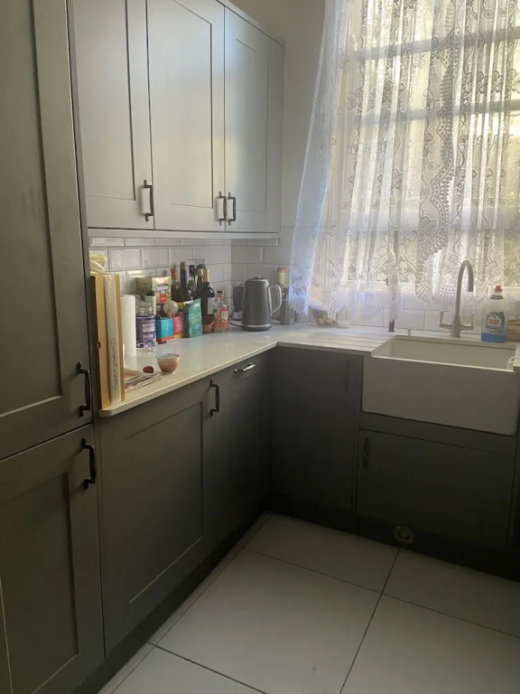 Mid City Charm - 1-bed Apartment in London