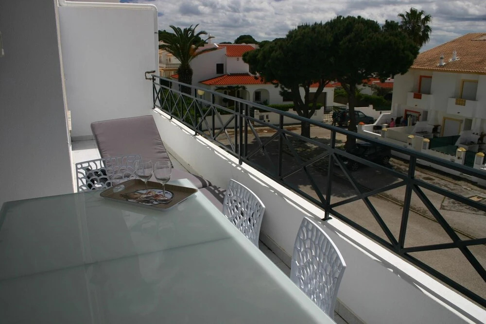 Apartment With 2 Bedrooms in Albufeira, With Wonderful City View, Pool