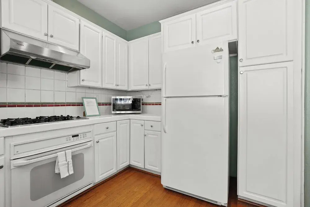 Beautiful 2BR in Silver Terrace