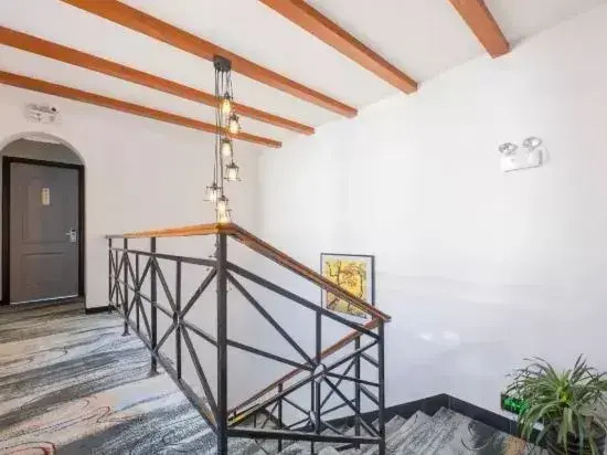 Siji Xiaozhu Hotel