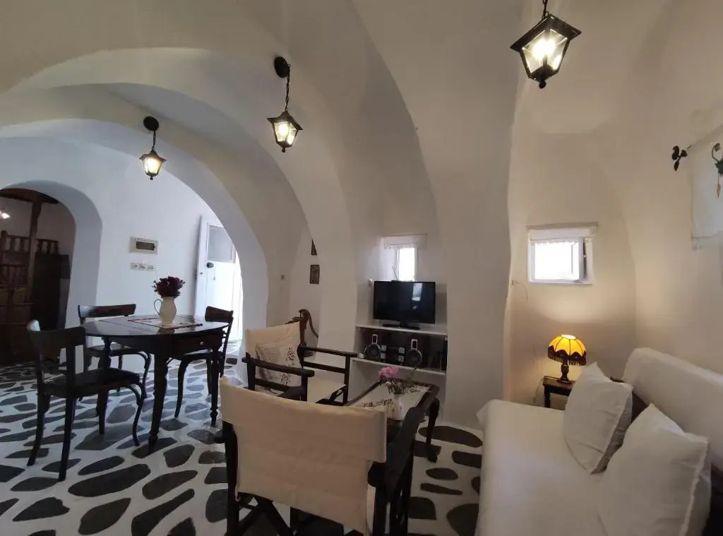 «Astrofeggia» A private stone house Nature-Seaview