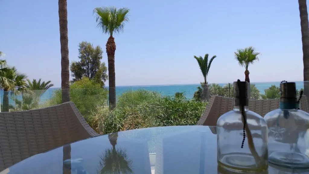 Sandy Beach Apartment 13