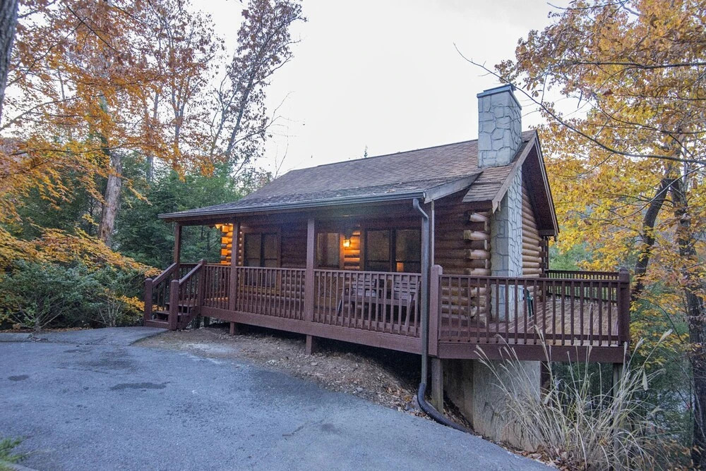 Cuddlin Up by Heritage Cabin Rentals