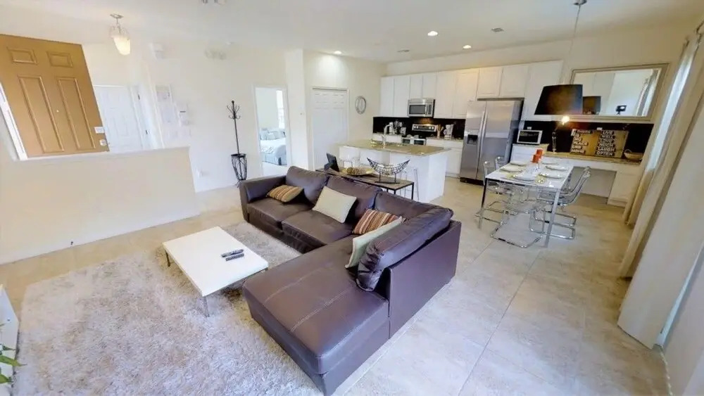 ACO Family – 4 bd Townhome with Pool (1506)