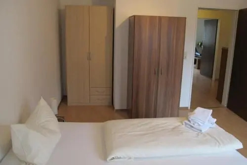 Johnnys wohnen auf Zeit
