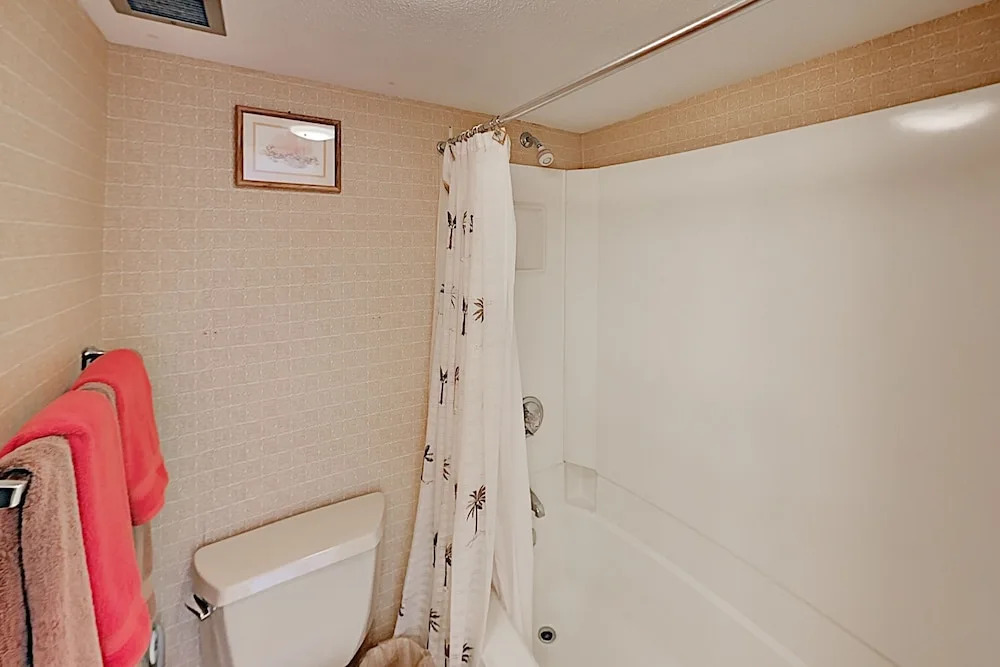 Choice Beachfront Getaway W/ Heated Indoor Pool 2 Bedroom Condo