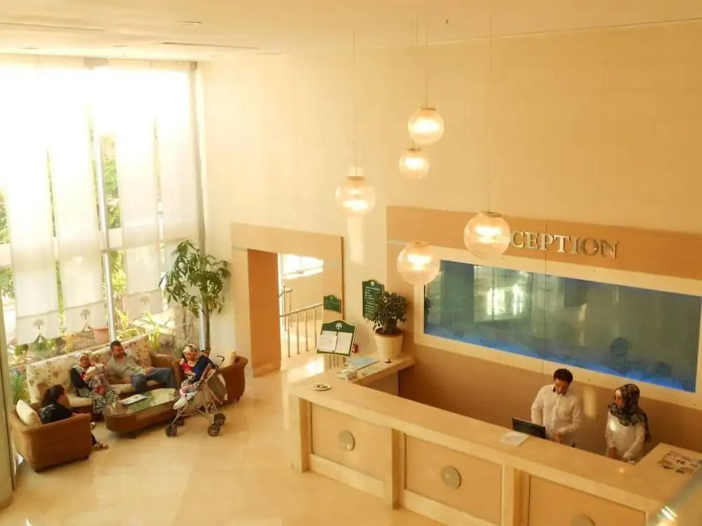 Roxx Suite Deluxe & Spa Hotel