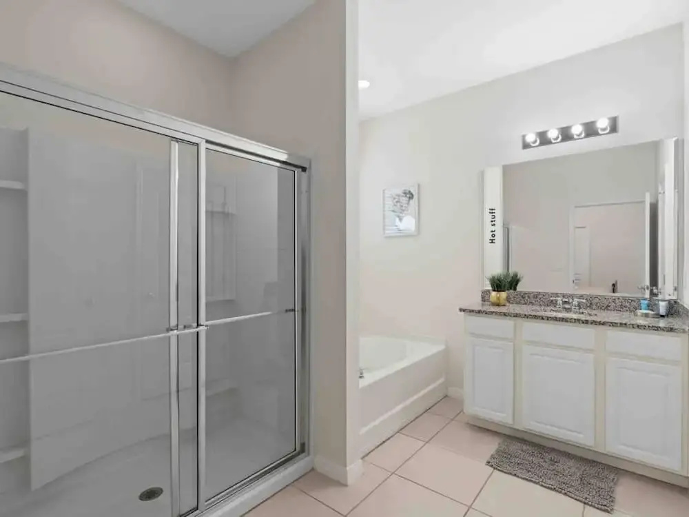 Super Comfy- 7BD 5 5BA Sleep s 22 w Amenities
