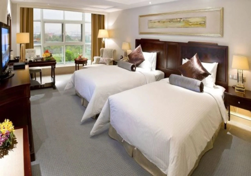 Days Hotel & Suites Fudu