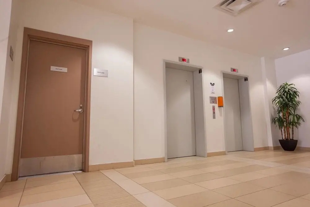 Stay With Ease Hospitality! 1 Bed 1 Bath
