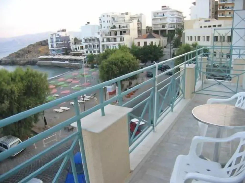 Creta Hotel