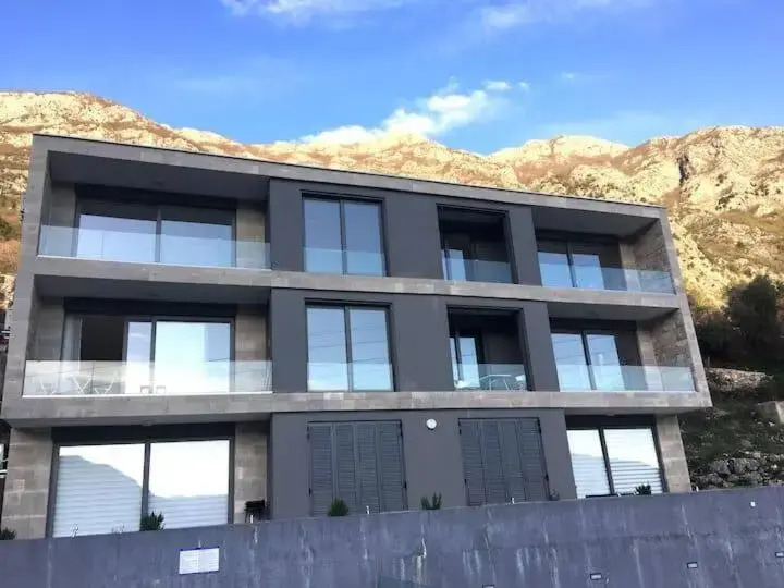Peaceful flat with pool & great view in Risan! - View 9