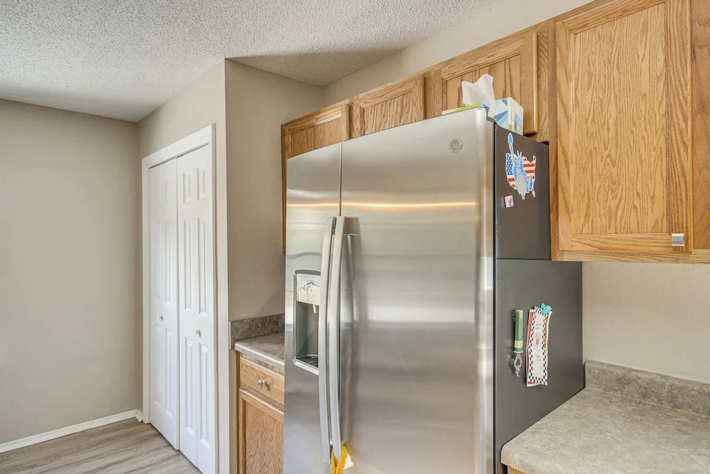 'sea La Vie' Coastal Getaway Steps From the Beach