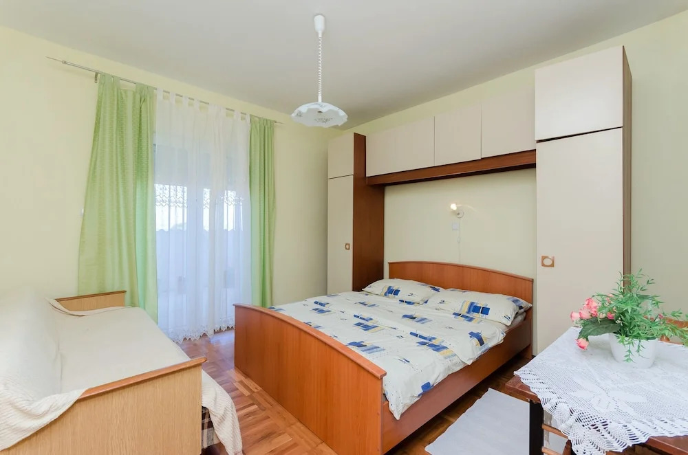 Apartments Ankica
