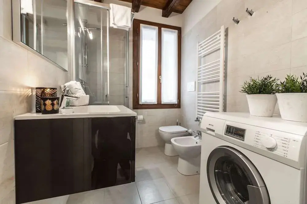 Venetian Exclusive Apartment R&R