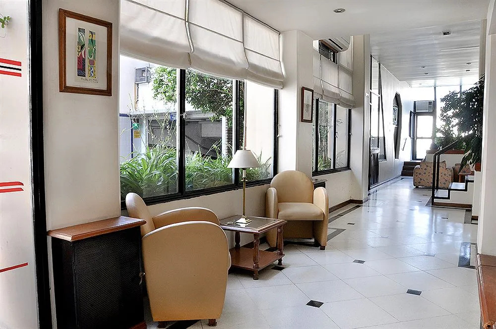 Torre San Jose Apartments