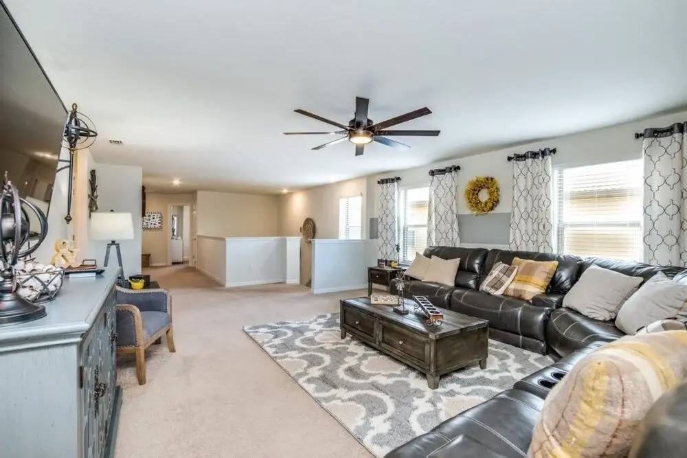 Amazing 7 Bedroom Solterra New Resort Home 7 Villa by Redawning