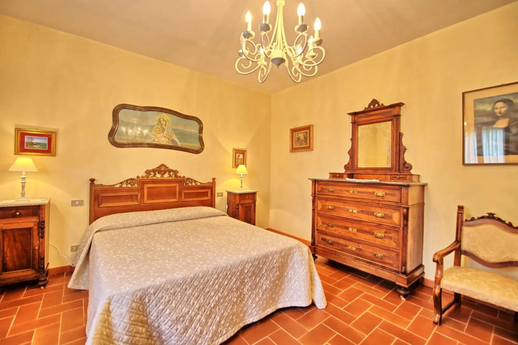 Vittoriana near San Gimignano by PosarelliVillas