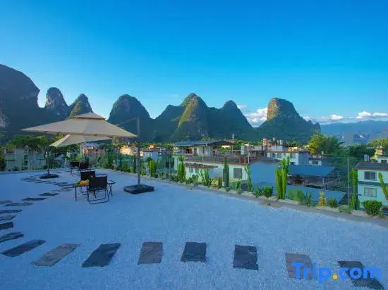 Deng Fu Yan She Homestay Hotel