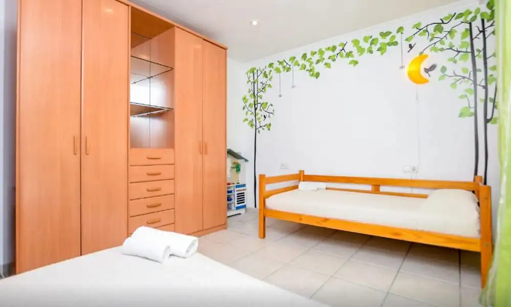 HomeHolidaysRentals Solans-