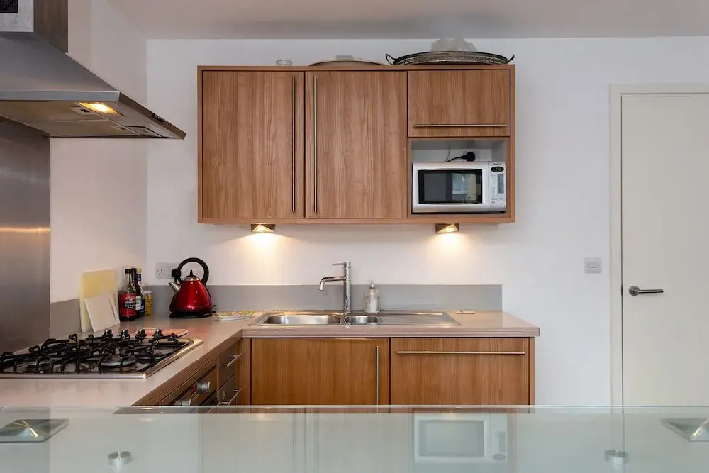 2 Bedroom Flat In Holloway With Balcony And Courtyard