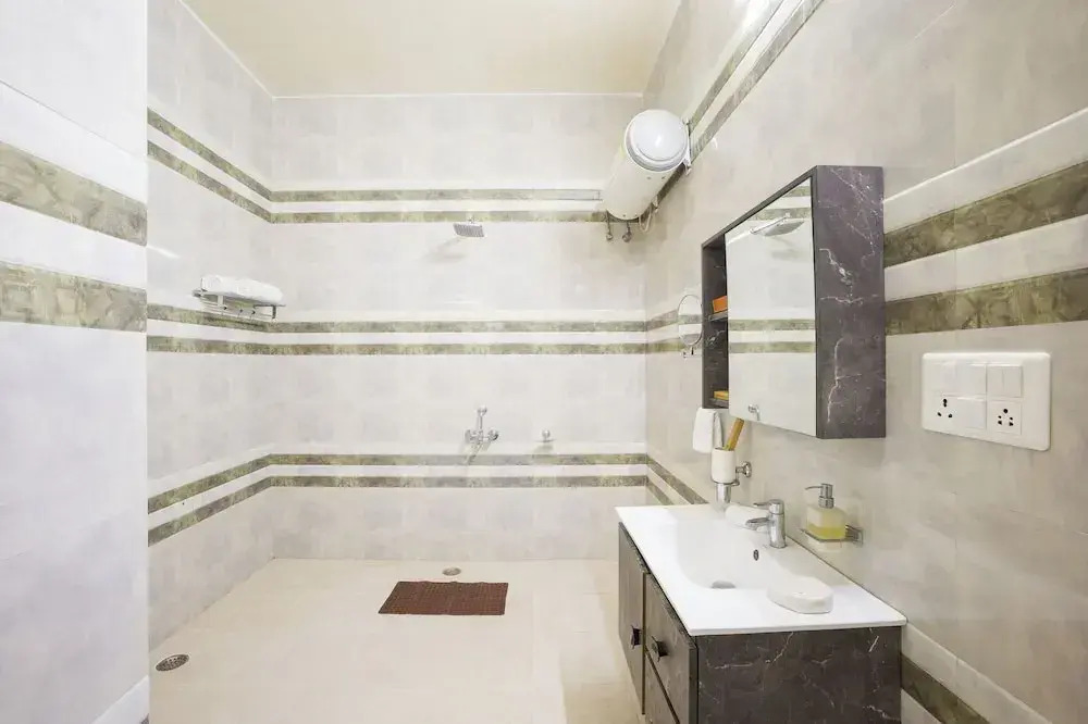 Alaya Stays 5 BHK Pet friendly with pvt pool - Ashirwad Farms