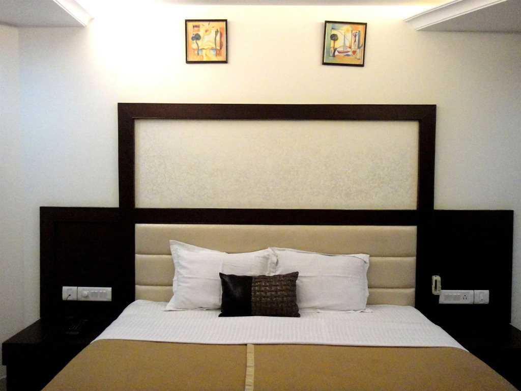 Hotel Orbit-34