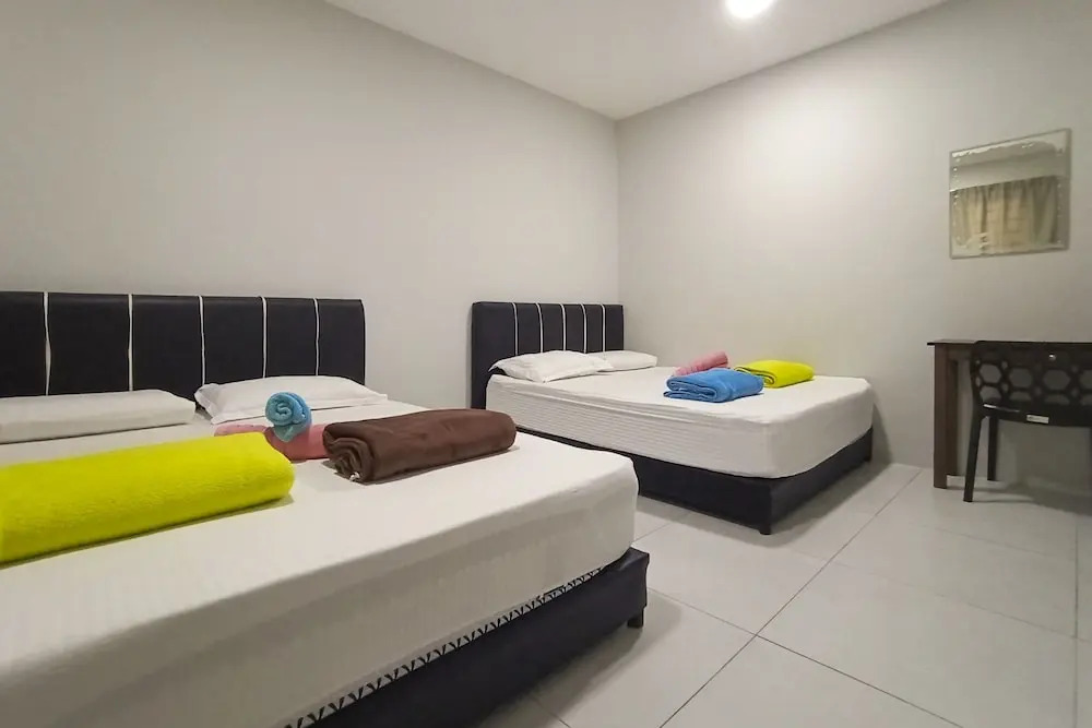 OYO HOME 90261 Hom2rex Kuching Homestay