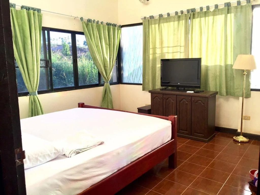 Bird Land Resort