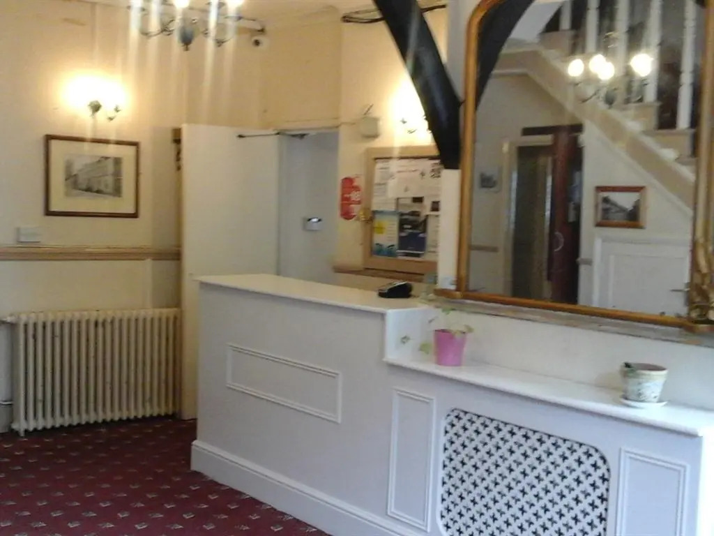 The George Hotel