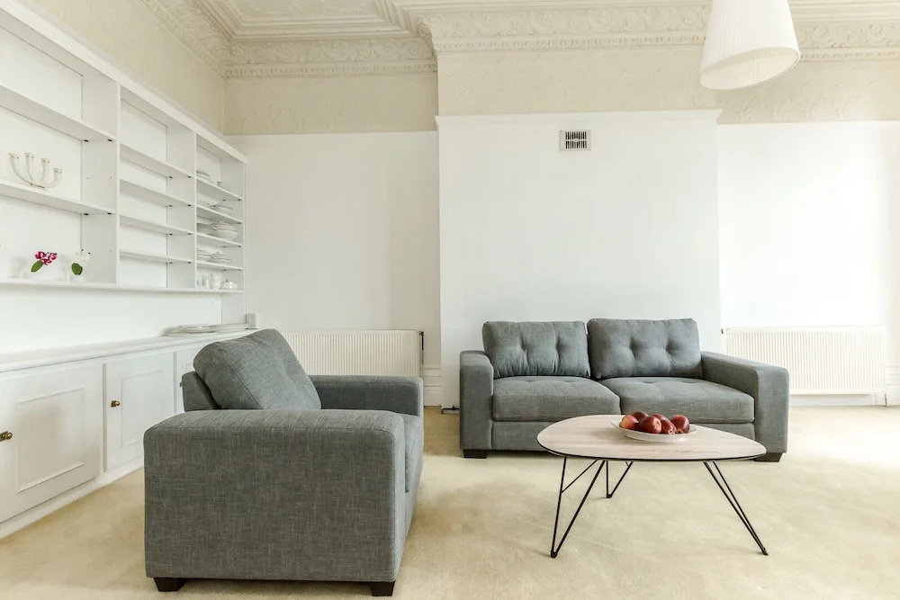 Spacious 1BR Period Apartment Hampstead
