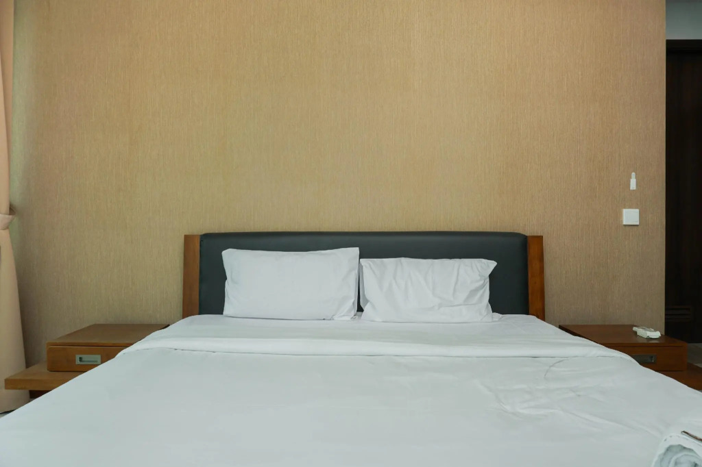 Spacious 3BR at Kemang Village Apartment By Travelio