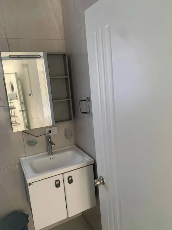 Nouveau Condo Près de Tout Plage Épicerie 203