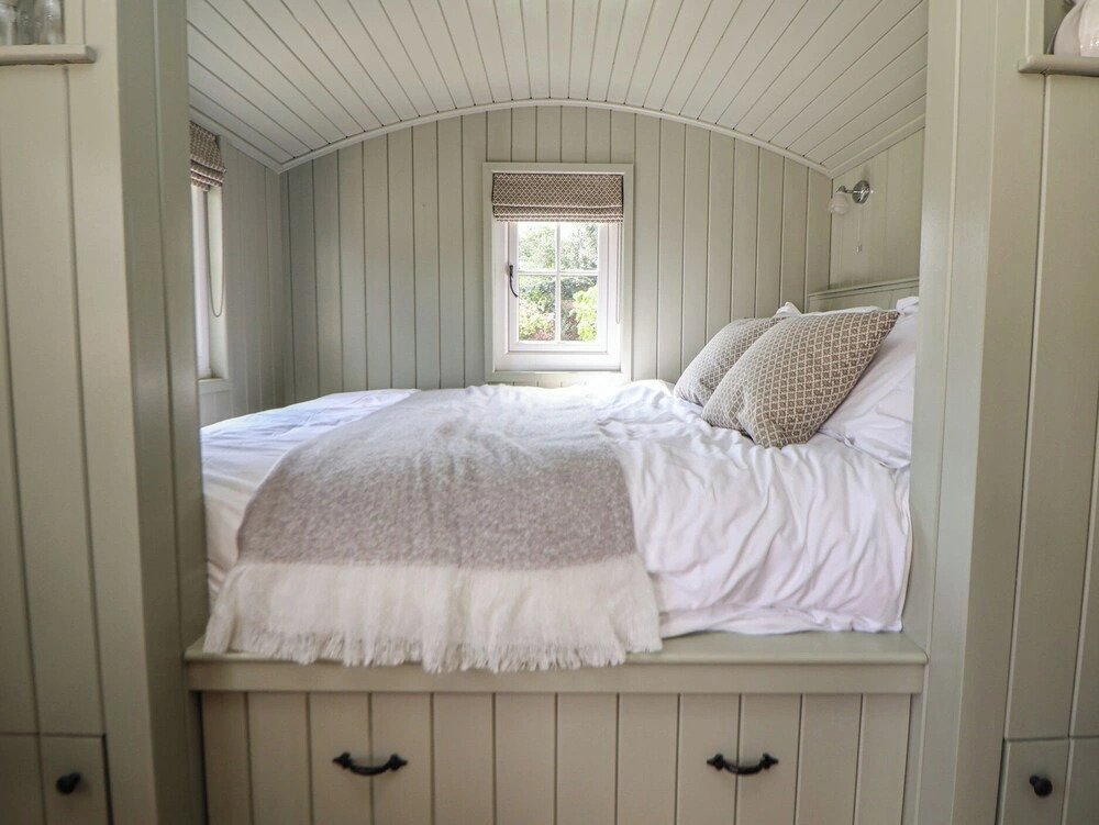 The Garden Hut
