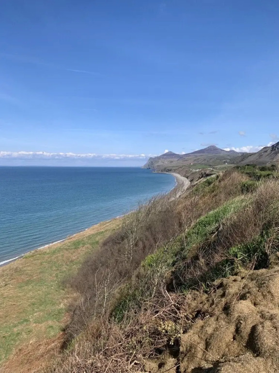 Lovely Nefyn Detached House With sea Views
