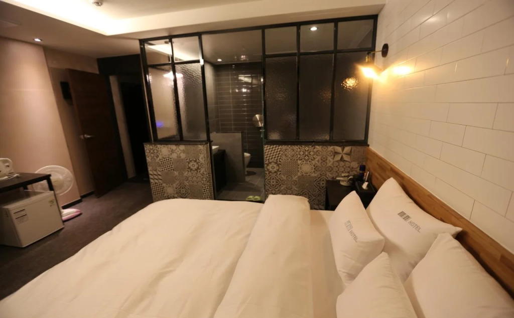 Hotel Mirage(호텔 미라주)