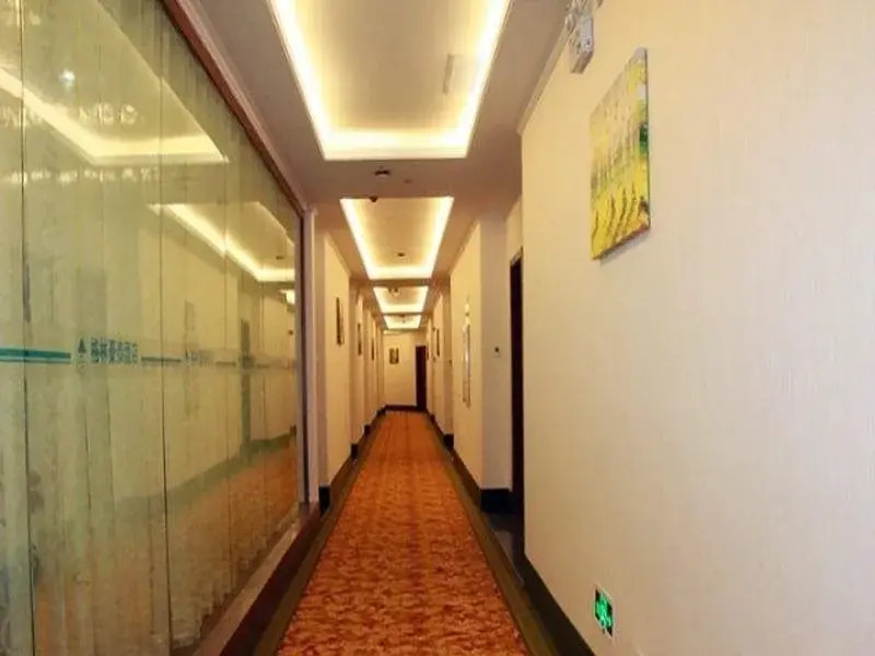 GreenTree AnHui HeFei LuJiang Bus Terminal Station QianChuan Road Express Hotel