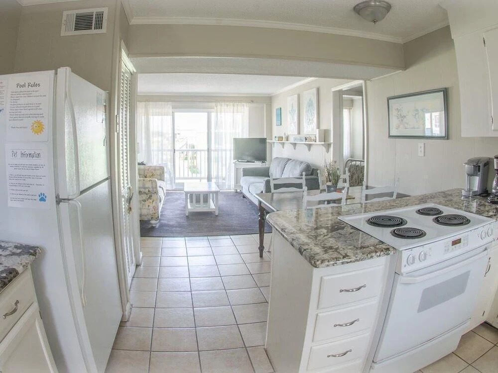 Holden Memories #67108 - 3 Br Condo