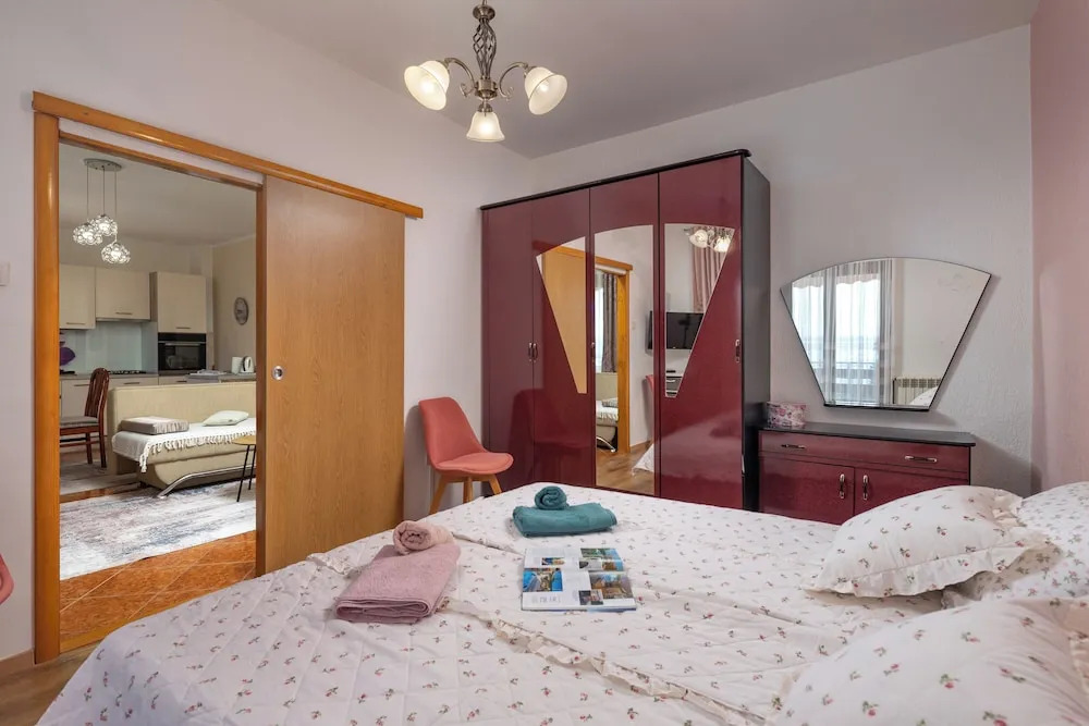 Kostrena Apartment Maja