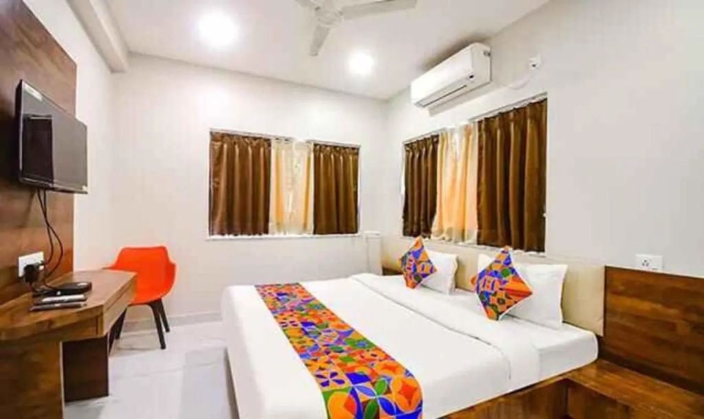 FabHotel Dak Plaza