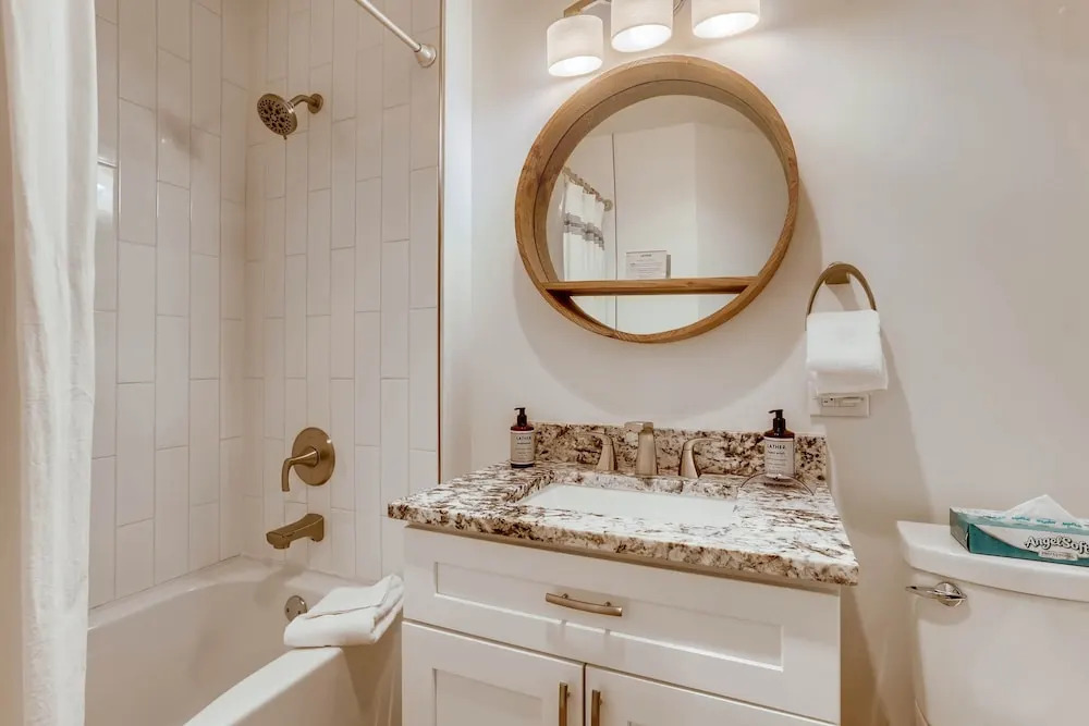 Full Renovated 1br -walk To Gondola & Kids Ski Free 1 Bedroom Condo by RedAwning