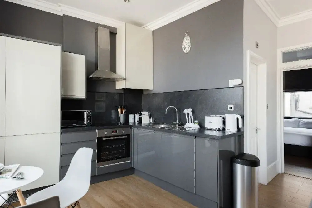 The Hippodrome House - Sleek & Stylish 1bdr Apartment in the Old City