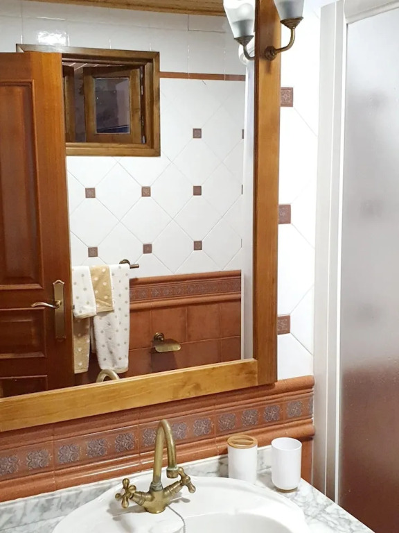 House With 4 Bedrooms in Cudillero, With Wifi Near the Beach