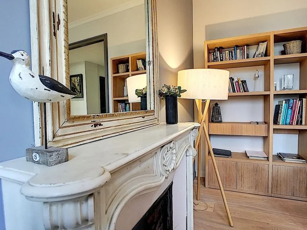 Nestor&Jeeves - PALAIS MARIE PRESTIGE - Central - Close sea