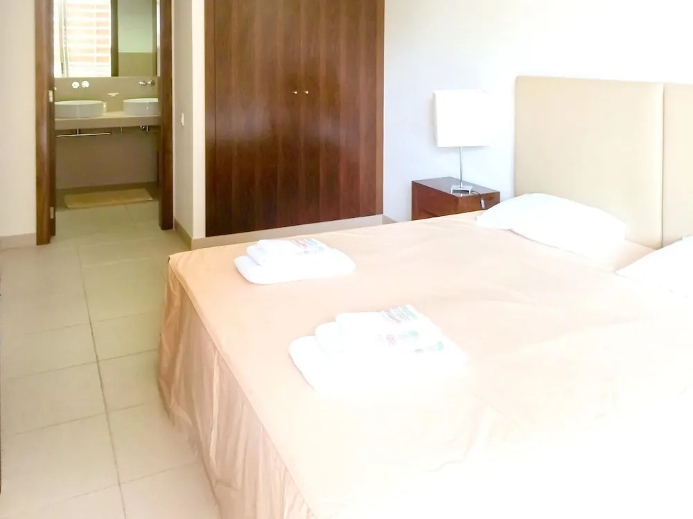 Apartment With 2 Bedrooms in Albufeira, With Pool Access, Furnished Ba