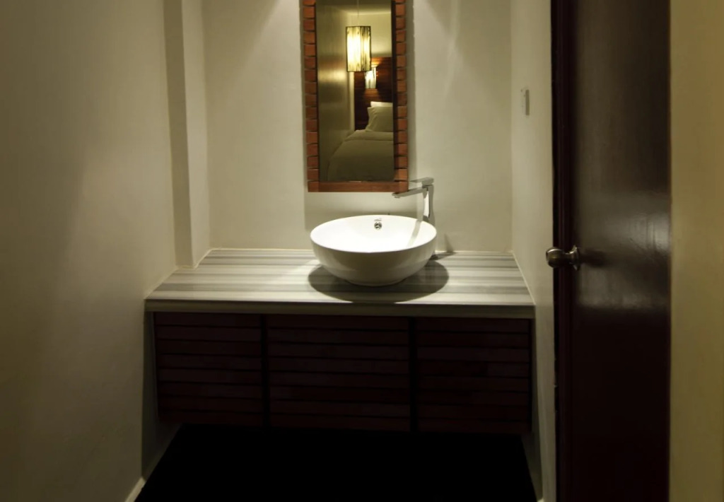 T Hotel Tandop
