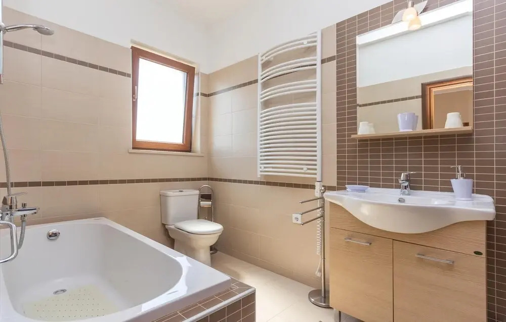 Amazing Home in Liznjan With Wifi and 3 Bedrooms