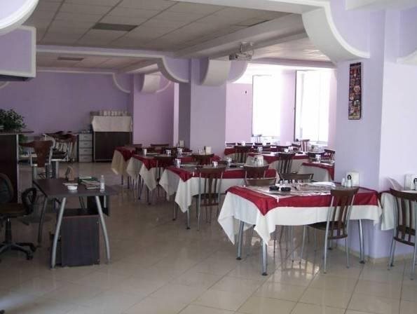 Yasar Hotel