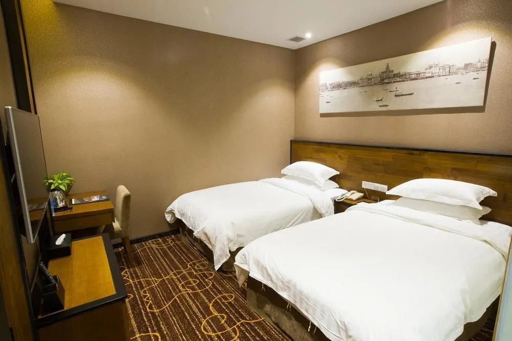 Atour Hotel Shanghai Jingan IMIX Park